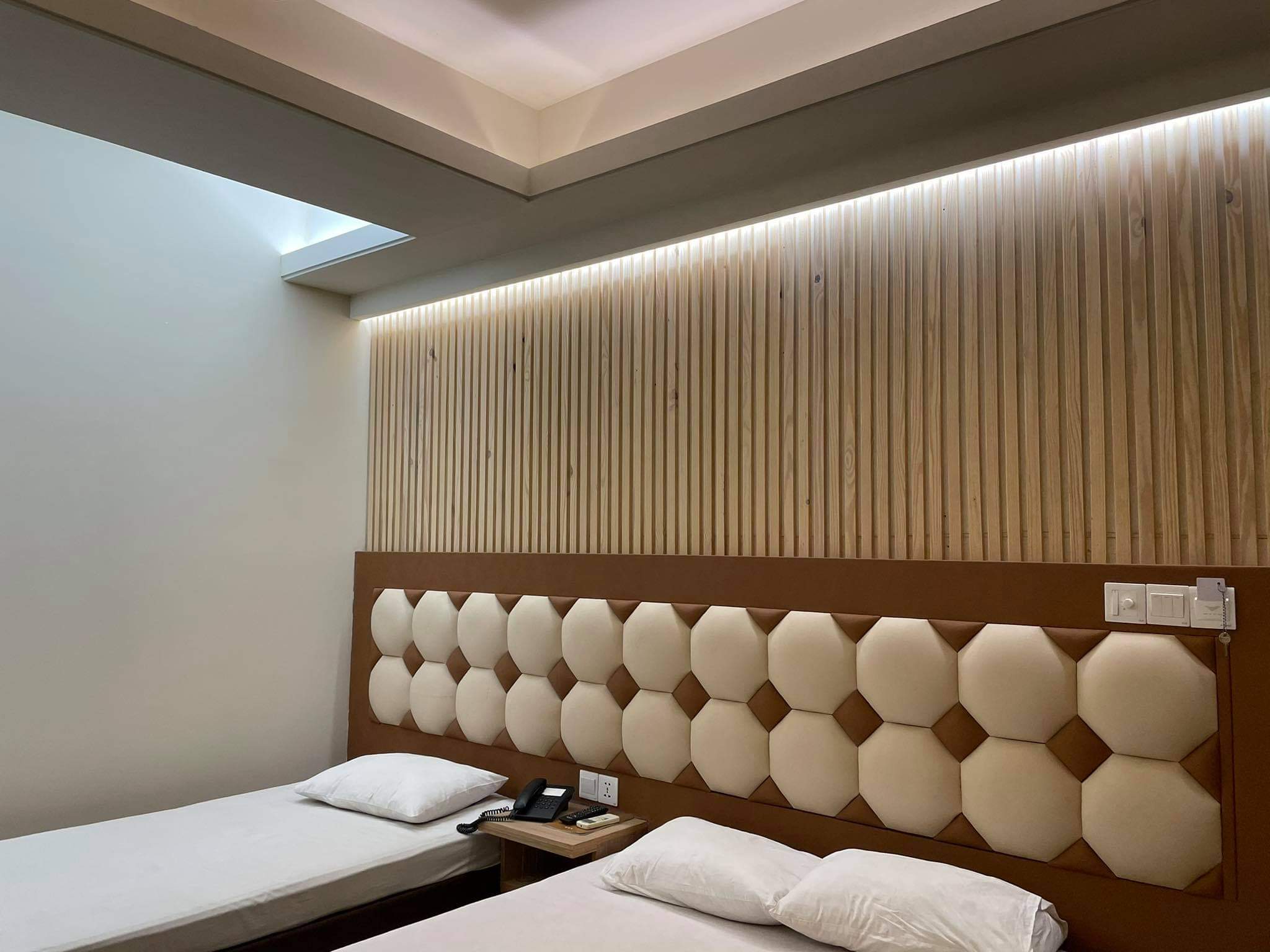 Deluxe Triple Room – view 2