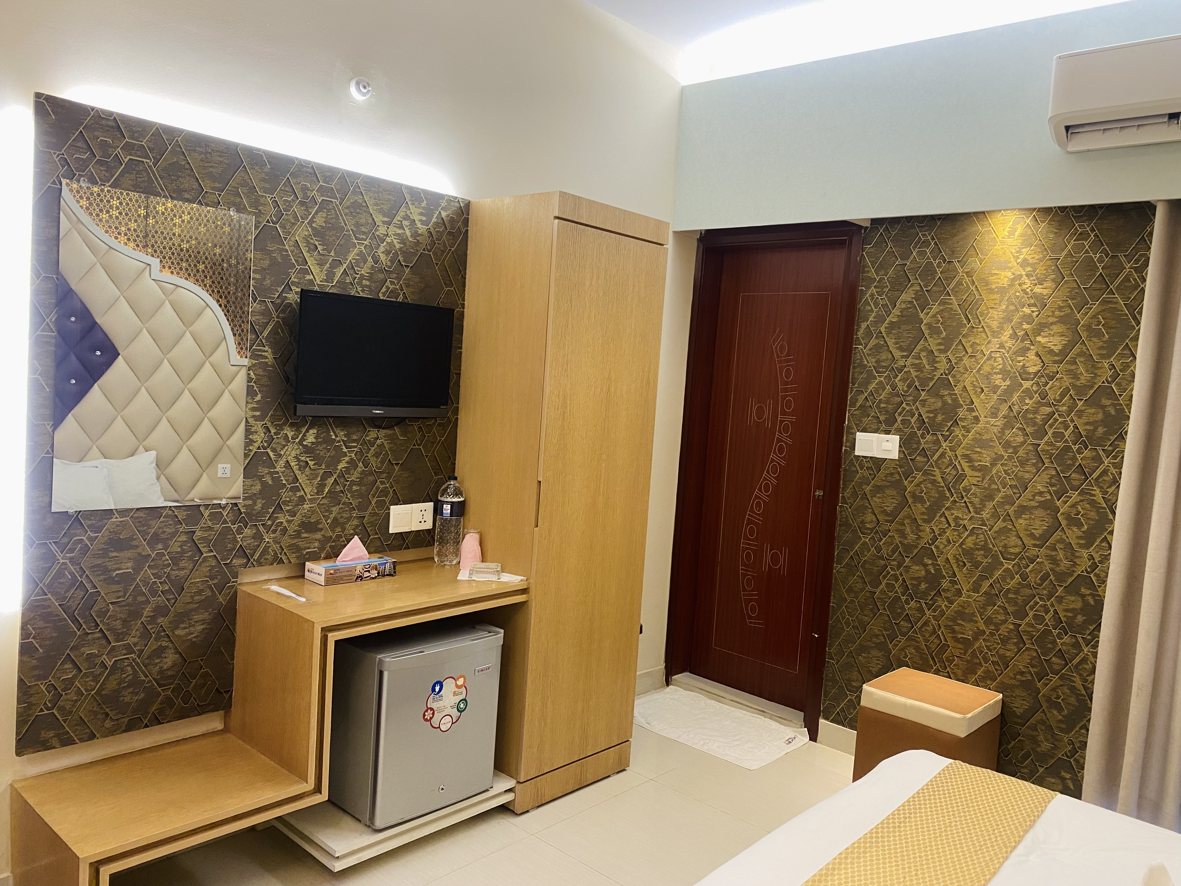 Deluxe Double Room – view 3